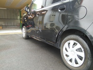ダイハツ　コンテ　トヨタ　ピクシス  ドア修理　　　豊田市　　板金塗装