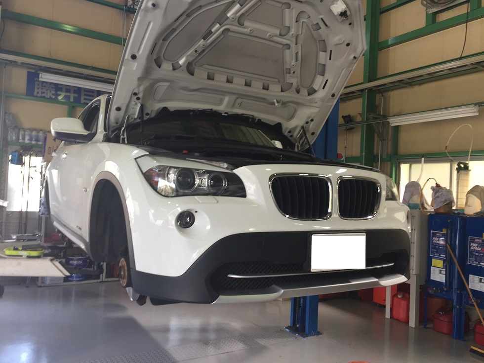 BMW X1 ブレーキパッド交換 警告ランプ点灯 | 藤井自動車のブログ～工場日記～