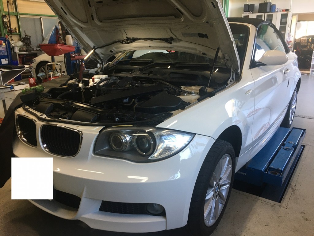 BMW E88 120i オイル漏れ修理